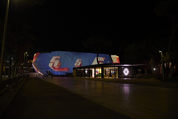 Ray Oranges Lits Up the Foro Italico Stadium for Renault